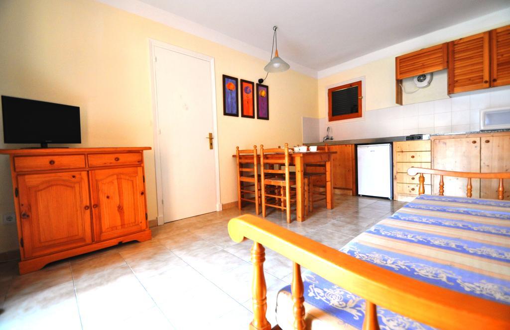 Sant Joan Apartaments - Adults Only Cala'N Blanes  Bagian luar foto